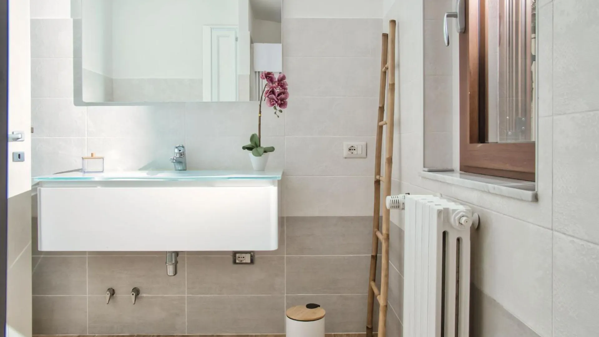 Rainbow House Apartment Tempio Pausania Italy